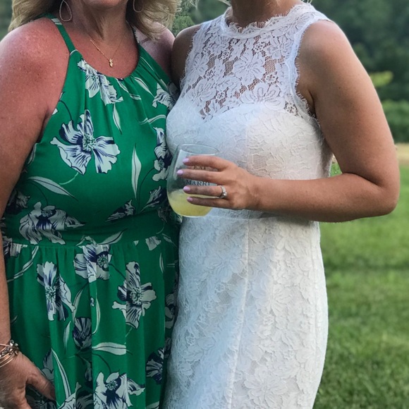 David’s Bridal Mermaid Wedding Gown - Picture 2 of 5